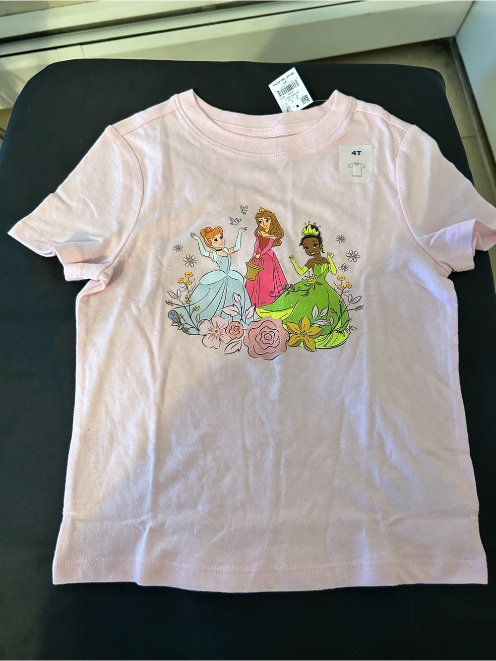 NWT Old Navy Disney Princesses Graphic Short Sleeve Tee Shirt/Size 4T